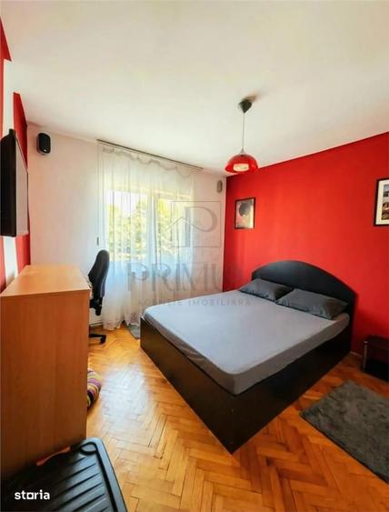 Apartament cu 4 camere decomandat, mobilat în Mehala