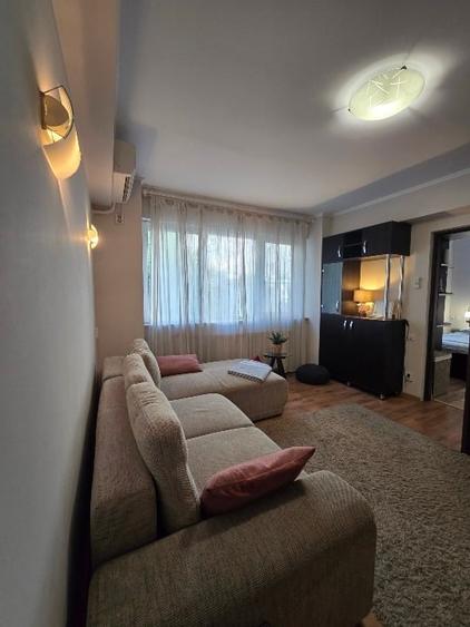 Apartament la intrarea in parcul Cismigiu (fara risc seismic) COMISION 0% - 5