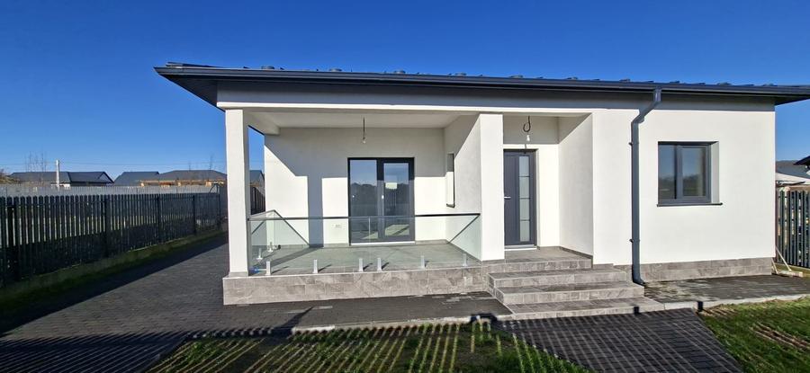 Hemeius-casa noua parter-82 mp - teren 270 mp - apa - curent - gaz - 2