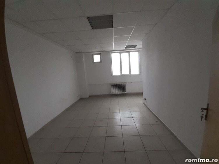 Spatiu pretabil showroom, birouri, clinica medicala, etc - 1