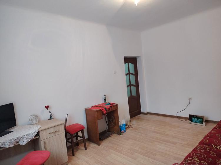 Vand apartament cu 2 camere - 6