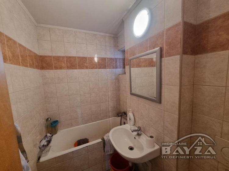 Bulevardul Traian, spatiu comercial 165 mp utili - 9