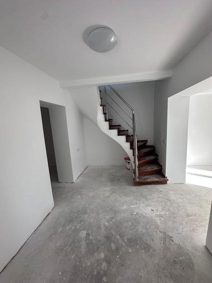 Casă de vânzare – Constanța, zona Trocadero – 199.900 € negociabil - 6