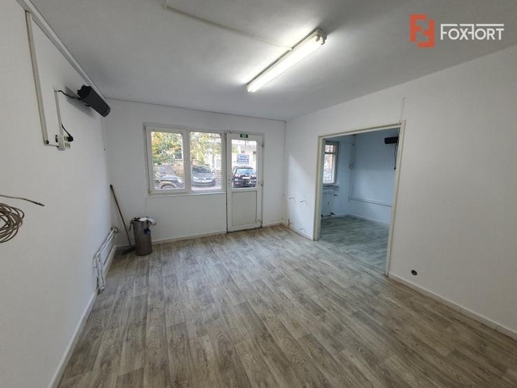 Spatiu comercial cu 2 camere de inchiriat - zona Piata Doina - 1