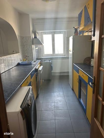 Apartament 4 camere transformat in 3 camere Calea Bucuresti. Macdonal - 1