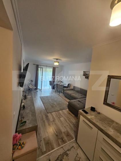 Apartament semidecomandat 58 mp, cu parcare, zona Florilor Apartament semidecomandat 58 mp, cu parcare, zona Florilor
