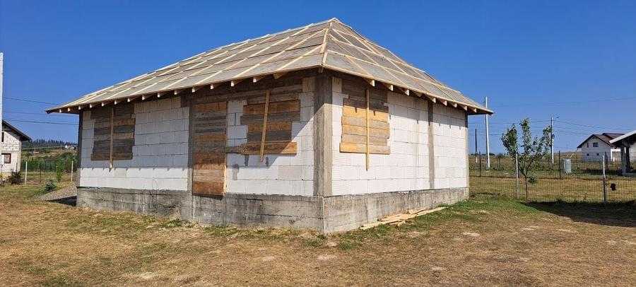 Vand Casa in Berchisesti-SV - 6