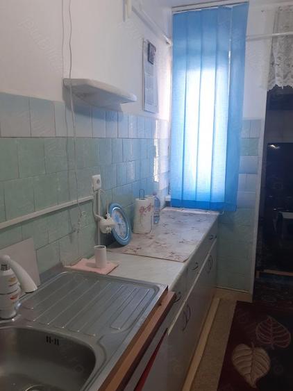 Vanzare Apart. 3 camere cf.2, semidec., et.2 din 4, mobilat si supr. utila 44.mp. Zona Viziru 1, - 11