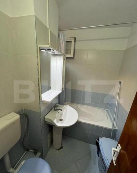 Apartament de vanzare , 40 mp , Zona Carpati I - 5