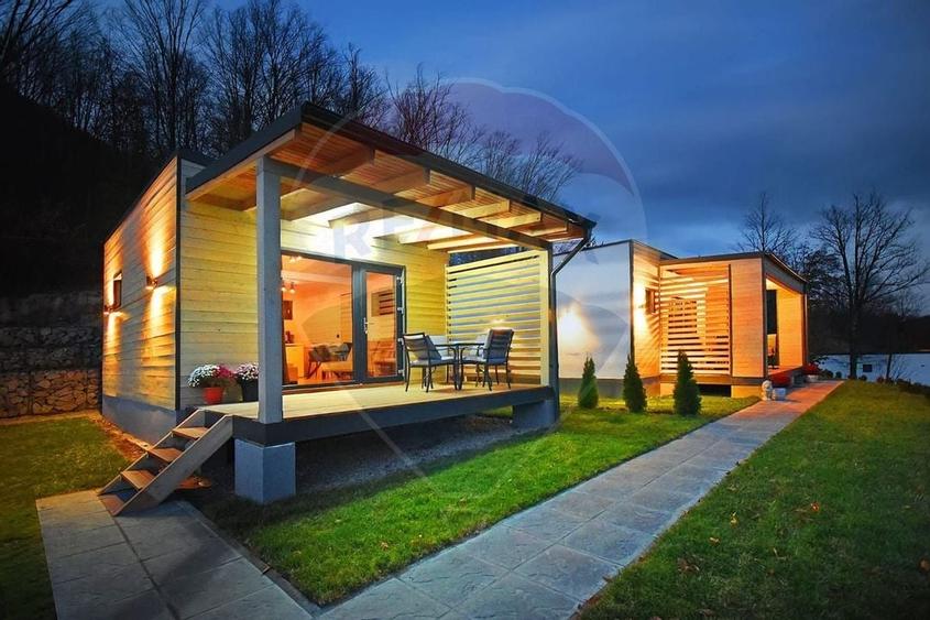 Complex turistic de vanzare in Slanic Moldova - 4