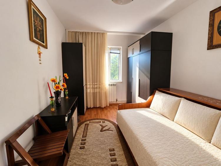Apartament cu 3 camere semidecomandat, mobilat în ICIL