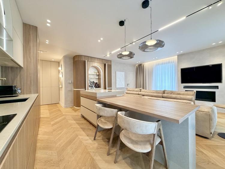 Penthouse exclusivist 104 mp, 4 camere, 2 parcari, Azoria - Zorilor - 1