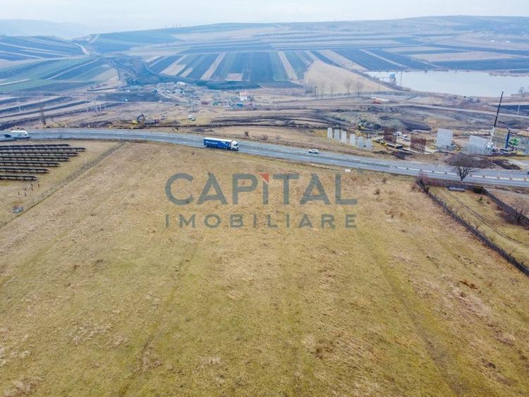 Comision 0% Teren extavilan, 2900 mp, front 11 ml la drumul national,Tureni - 2