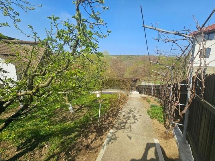 VILĂ ELEGANTĂ CU PRIVELIȘTE DEOSEBITĂ – VALENII DE MUNTE - 4