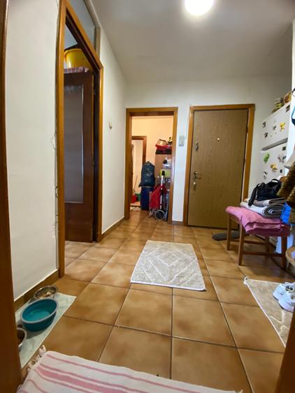 Militari, apart 3 cam  66 mp 1983 - 1