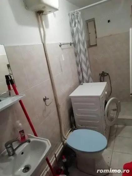 Garsoniera Zona 1 Mai - 3