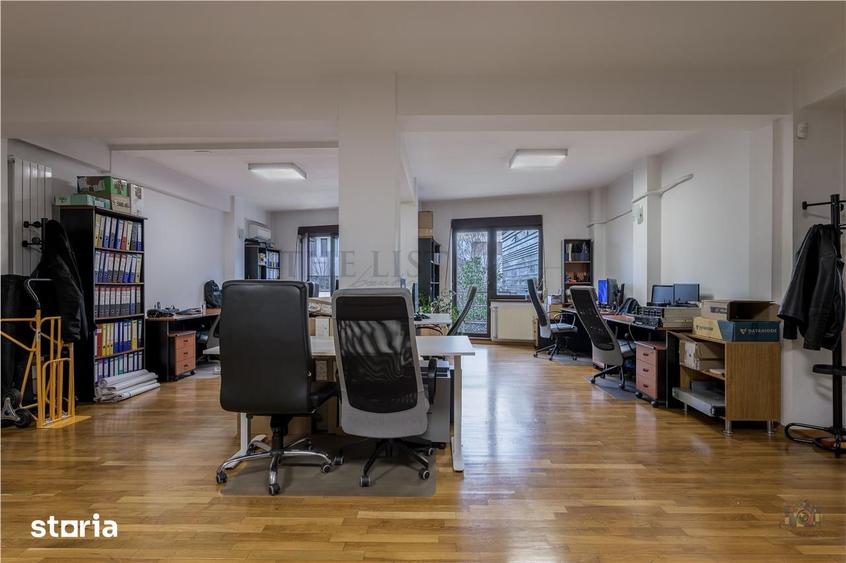 Apartament cu 4 camere decomandat, mobilat în Arcul de Triumf