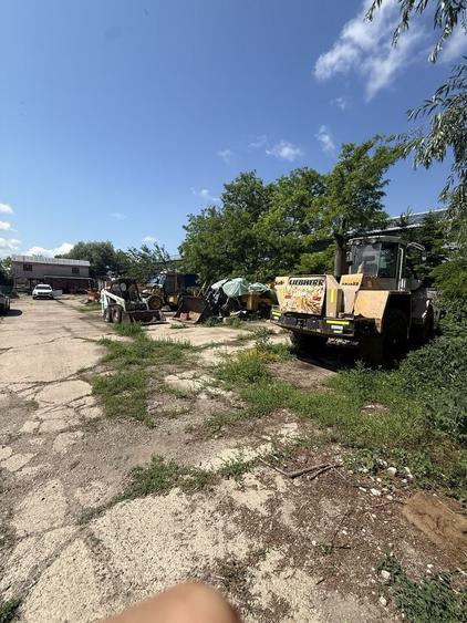 Proprietate industriala/comerciala cu locuinta, teren 2.180 mp Ceacu - 3
