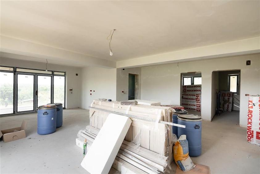 Casa cu living+3 camere cu panorama si teren mare pe Sofiei - 2