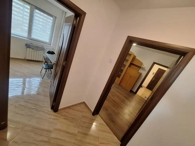 Garsoniera mare decomandata zona parc IOR metrou Nicolae Grigorescu - 3