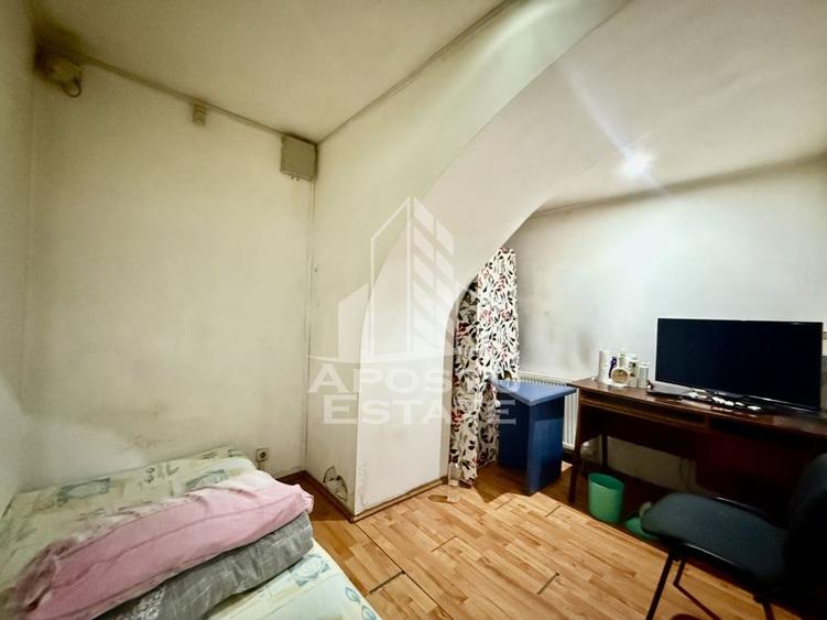Casa individuala zona Traian, curte proprie, oportunitate investitie - 13