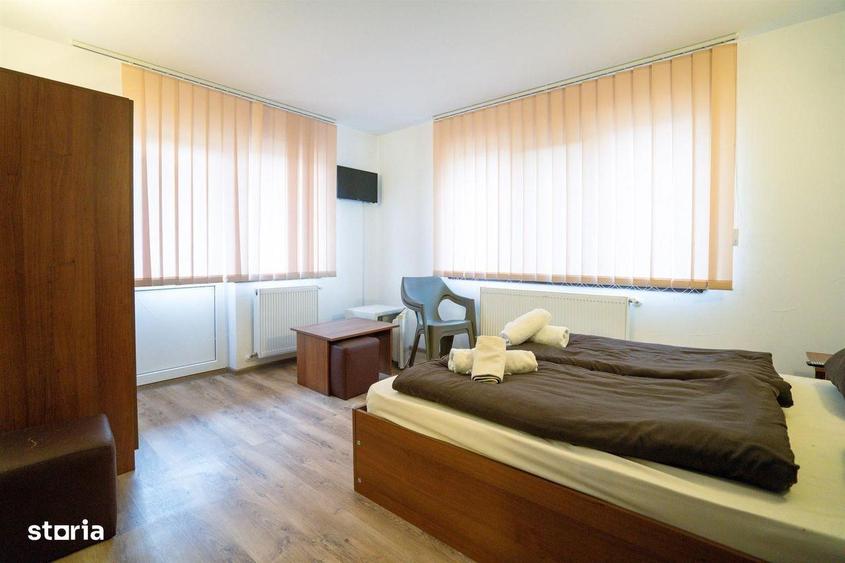 Pensiune cu 12 camere in Baile 1 Mai - 2