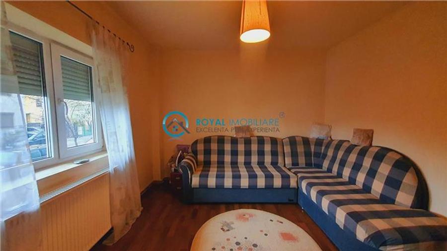 Royal Imobiliare - Vanzare apartament 4 camere zona Cioceanu - 7
