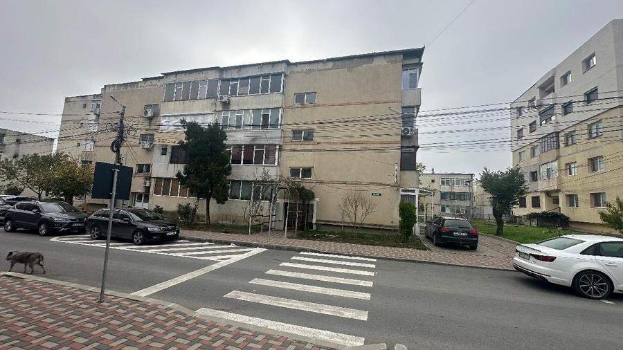 Cernavoda - str. 9 mai, Apartament cu 3 camere - 69 mp - etaj 3 - 10