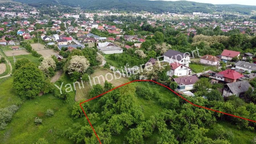 Teren de vanzare, in Curtea de Arge?, cartier reziden?ial Marina.