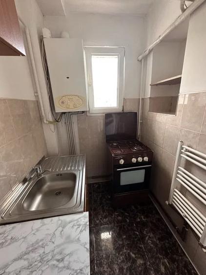 Garsoniera etaj 2/4, zona Galata - 5