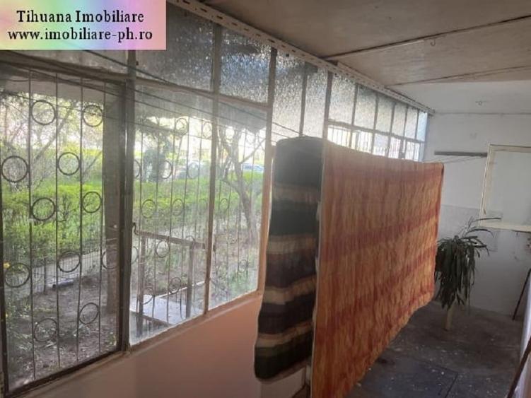 Apartament 3 camere de vanzare : 9 Mai-(Padina) - 10