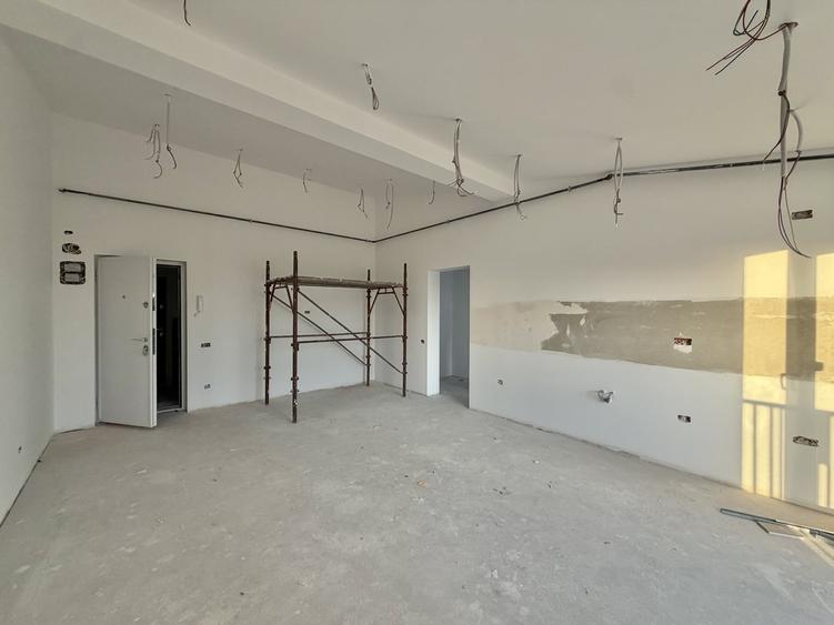 Apartament cu 2 camere decomandat în Chișoda