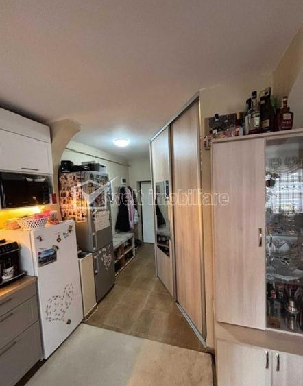 Apartament cu 3 camere la etajul 1 cu parcare in Floresti - 8