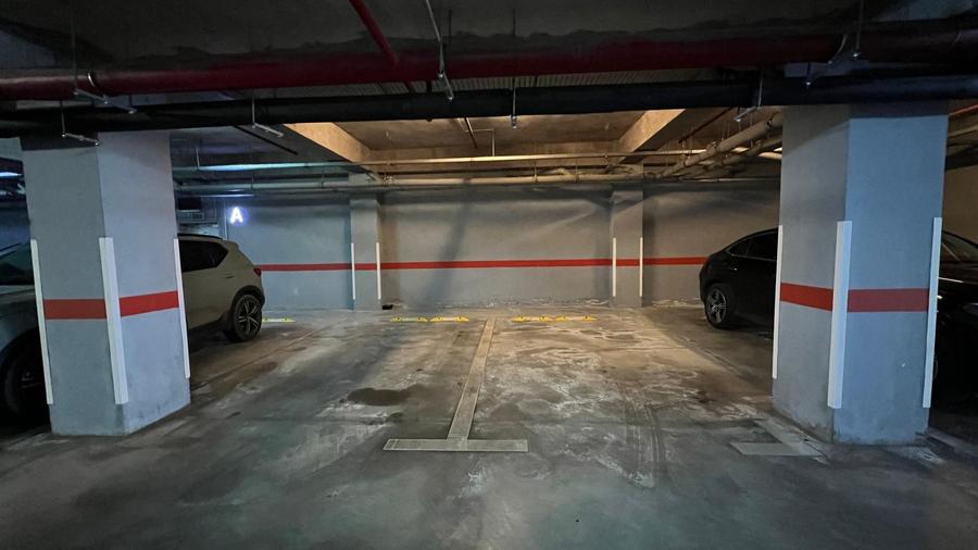 3 camere cu 84 mp de curte | 2 parcari subterane | boxa 8 mp amenajata - 18