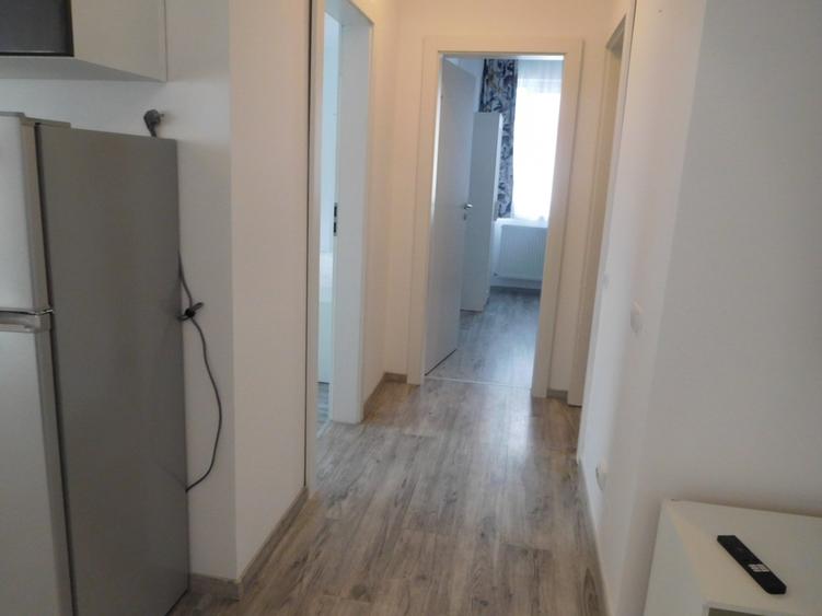 chirie apartament 3 camere, bloc nou, garaj, Centru - 4