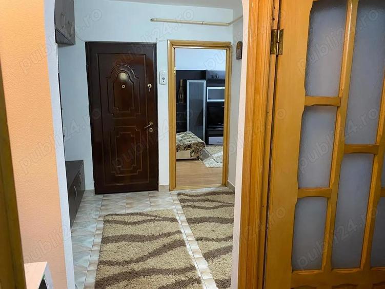 Inchiriez apartament 2 camere Nicolina - 3