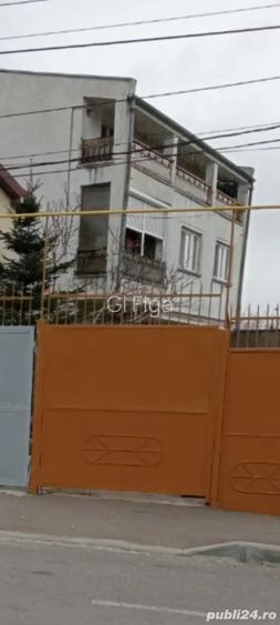 Casa de vanzare cu teren