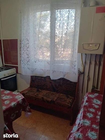 Inchiriez garsoniera zona astralis - 2