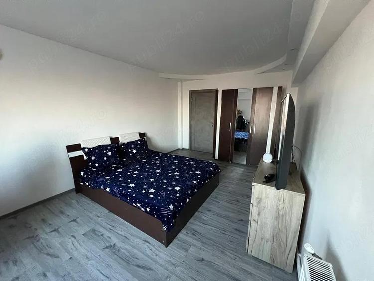 Apartament 2 camere spa?ios Zona Gara, Strada Traian, vedere catre port - 2