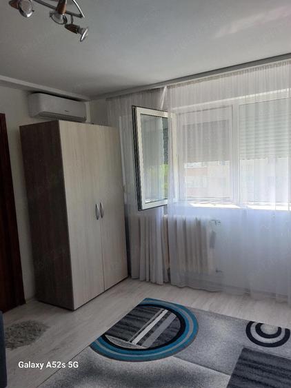 Vand apartament 2 camere - 4