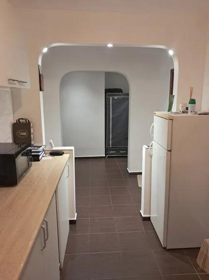 Garsoniera -Zona Sud -parter - 37mp - 6