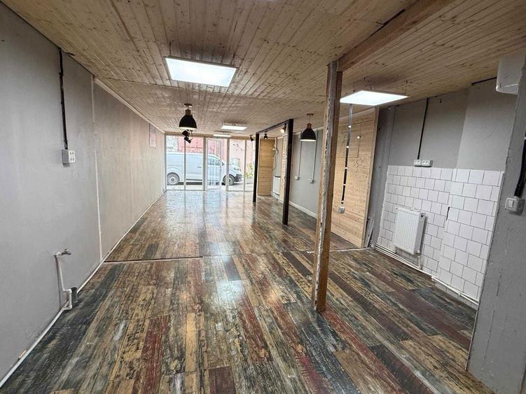 Inchiriez spatiu comercial 56mp Peninsula, Constanta - 1