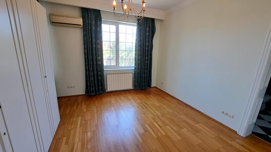 VILA LUX  CU PISCINA PROPRIE IN COMPLEX REZIDENTIAL CU CIRCUIT INCHIS - 32