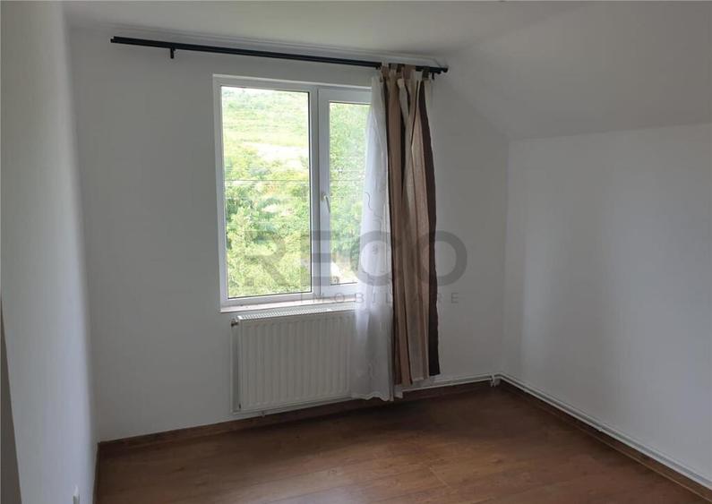 RECO Casa de cu etaj, Zona Dealuri, Oradea - 8