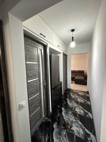 Vand apartament 3 camere, etaj 3/4, exercitiu - 8