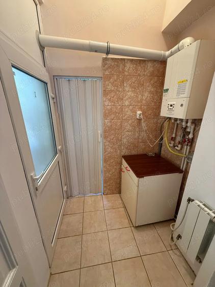 Inchiriez birou zona centrala, la 5 min de mers pe jos pe Republicii si la 2 min de fac de Drept - 6