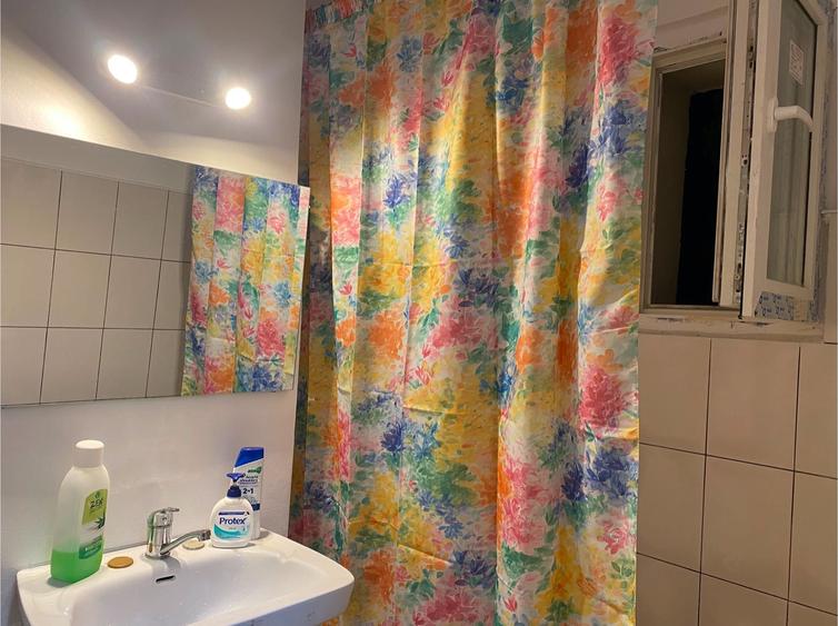 Apartament de vanzare - 3