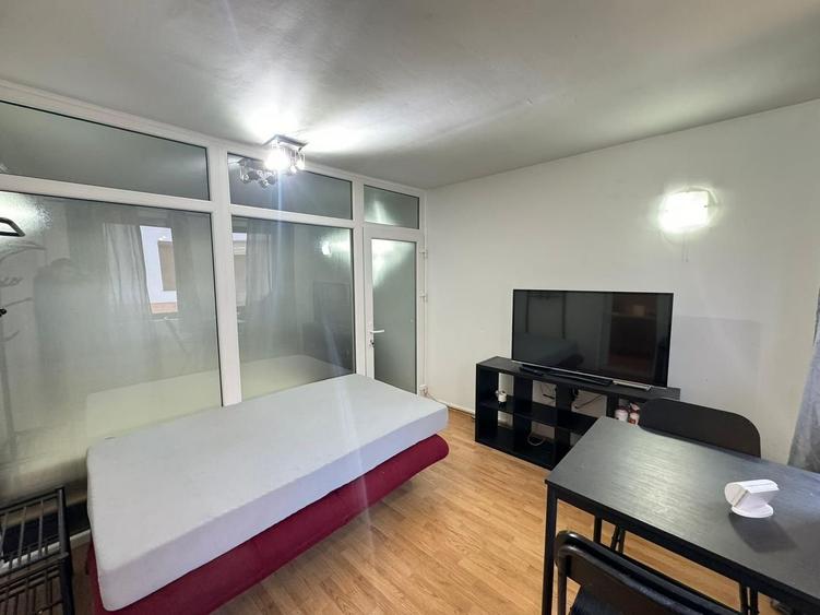 Apartament 2 camere la casa Central - 8