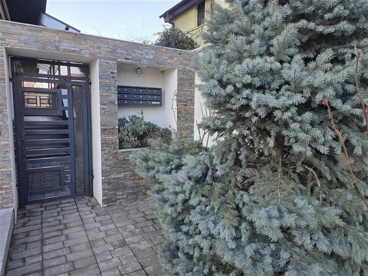 3 CAM ET 1/3 SECT.1 BUCURESTII NOI CHITILEI STATIA STB MINERVA METROU JIULUI - 1