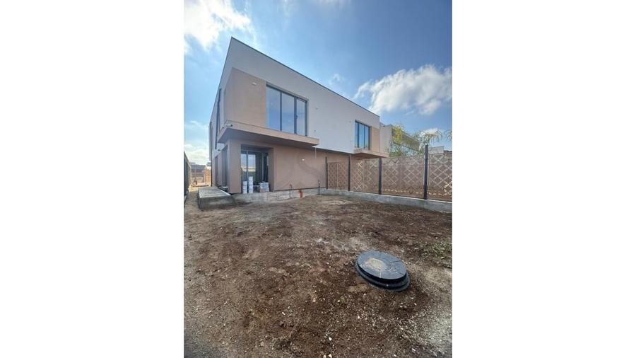 REV2005338 Vila tip duplex de vanzare in Corbeanca Petresti - 3